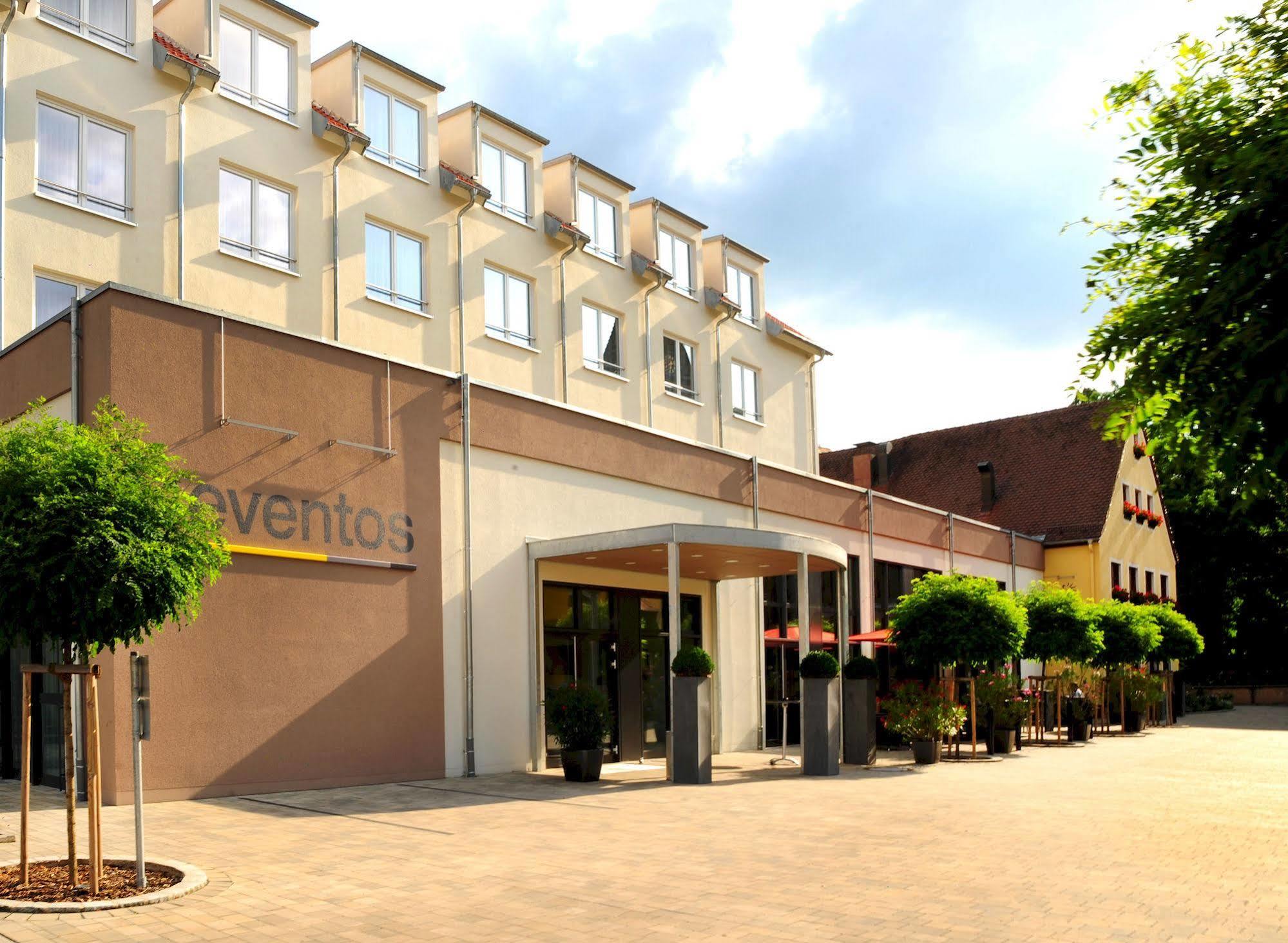 Landhotel Sonne Neuendettelsau Exterior photo